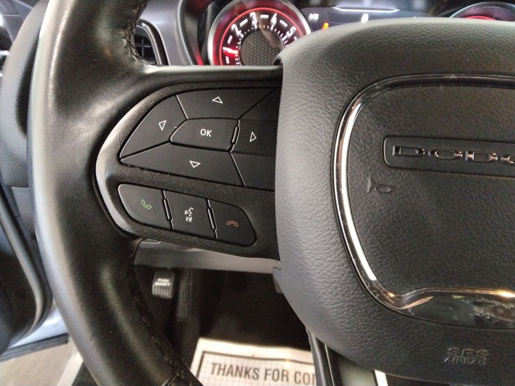 Used 2023 Dodge Challenger SXT image 12