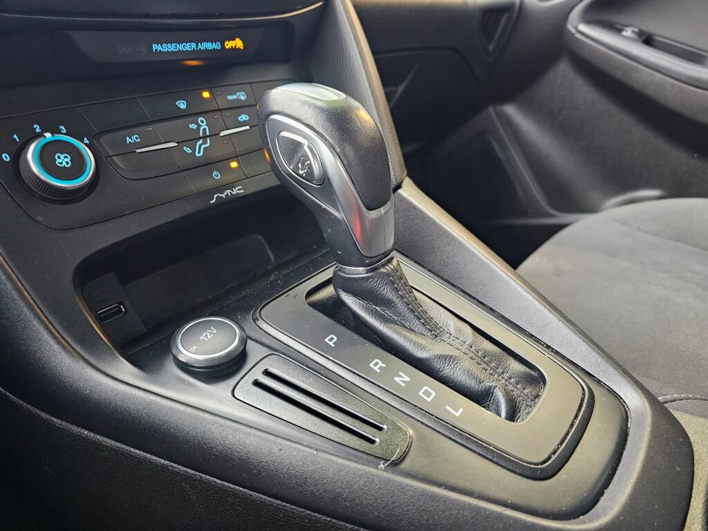 Used 2016 Ford Focus SE image 36