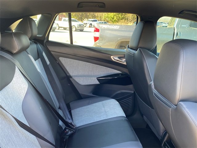 Used 2023 Volkswagen ID.4 Pro image 13