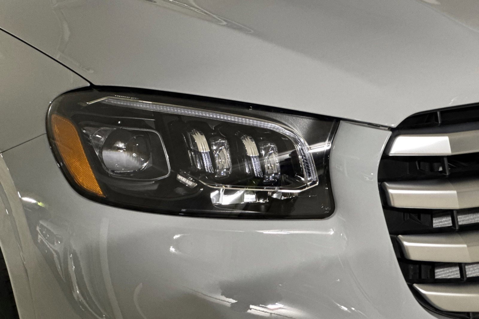 New 2025 Mercedes-Benz GLS 450 4MATIC image 10