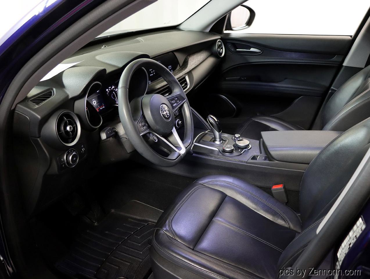 Used 2019 Alfa Romeo Stelvio AWD image 12