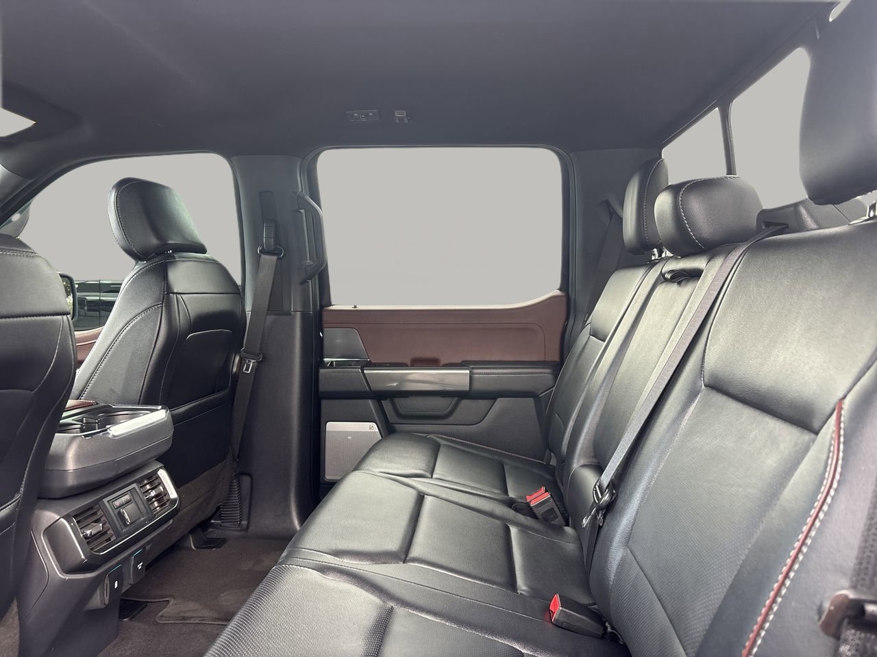 Used 2023 Ford F150 Lariat w/ Equipment Group 502A High image 17