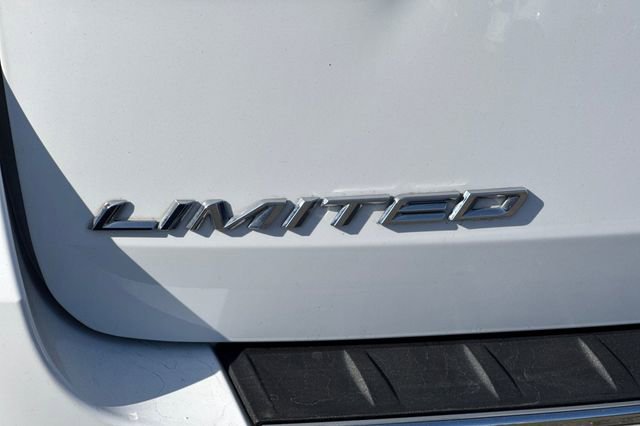 Used 2023 Ford Explorer Limited image 35