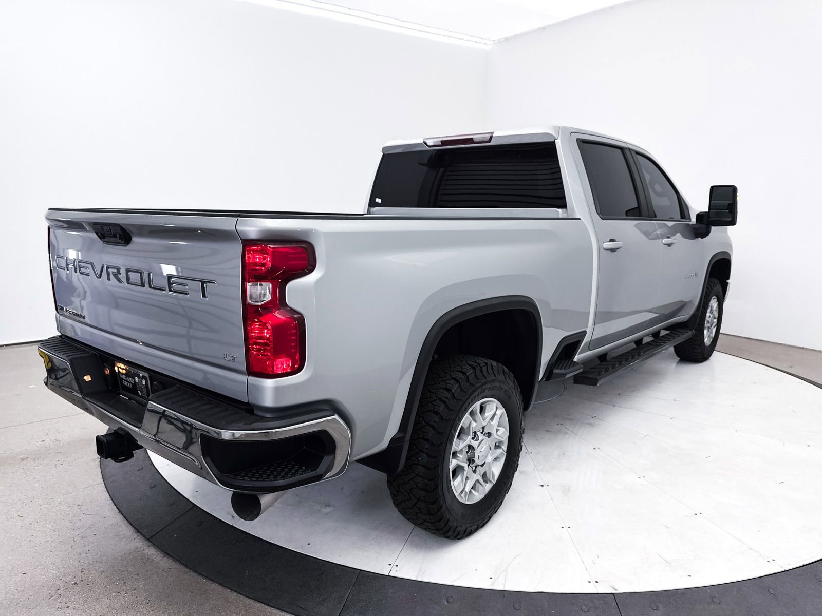 Used 2022 Chevrolet Silverado 2500 LT w/ Convenience Package image 18