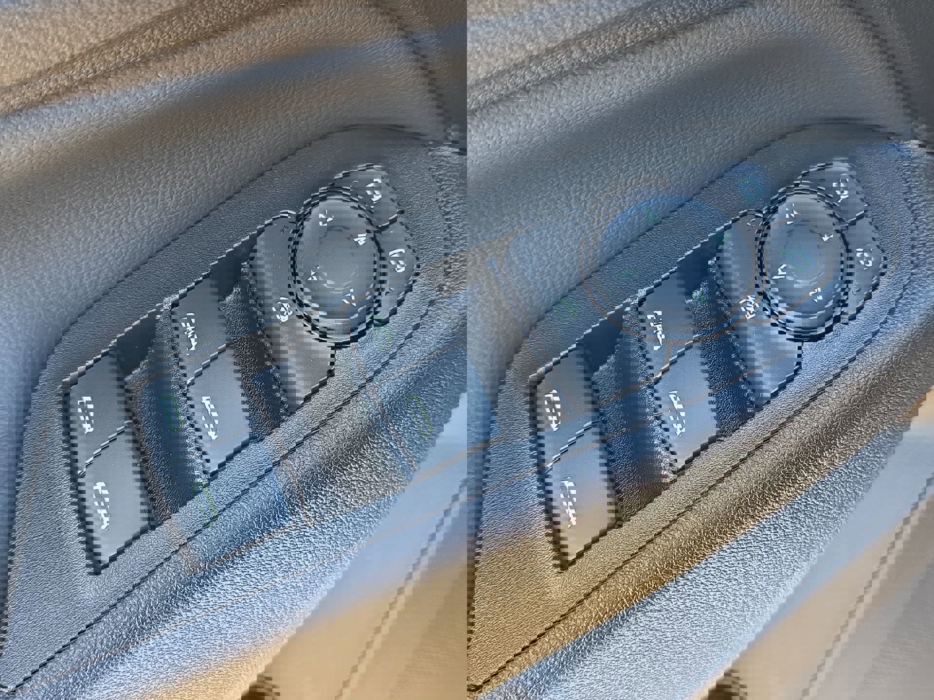 Certified 2023 Chevrolet Equinox LT image 17