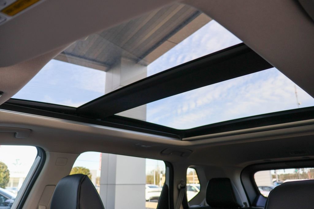 New 2026 Nissan Rogue SV image 9