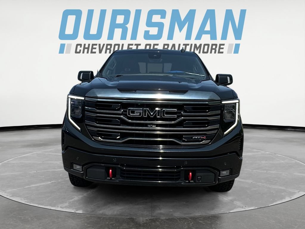 Used 2022 GMC Sierra 1500 AT4 w/ AT4 Premium Package AWD/4WD image 8