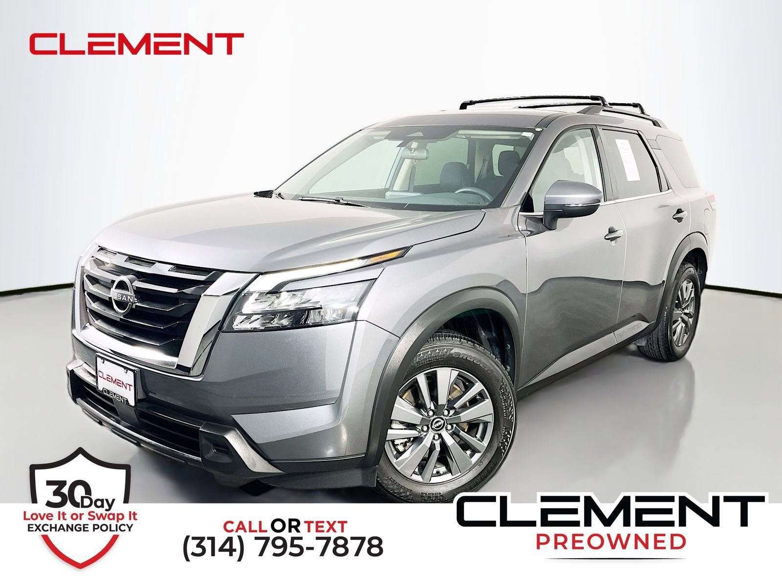 Used 2023 Nissan Pathfinder SV