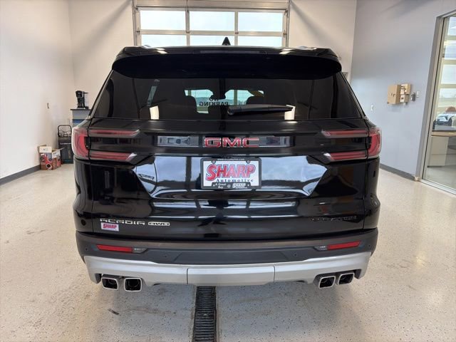 Used 2025 GMC Acadia Elevation w/ Elevation Premium Package AWD/4WD image 7
