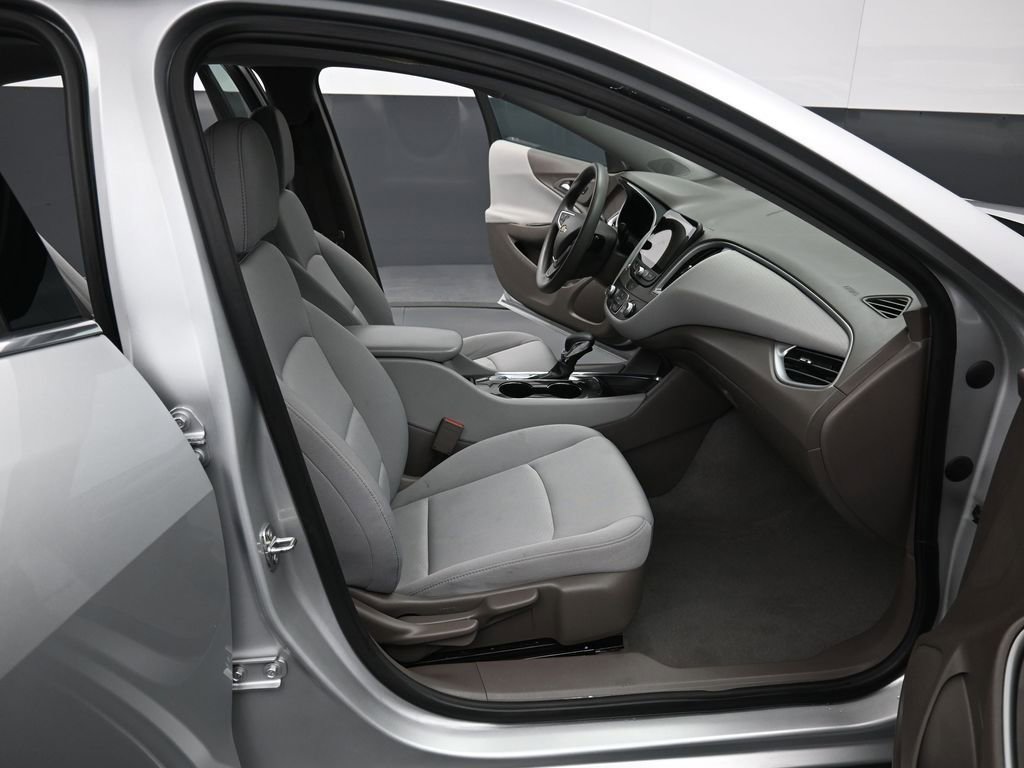 Used 2022 Chevrolet Malibu LS w/ Driver Confidence Package II image 33