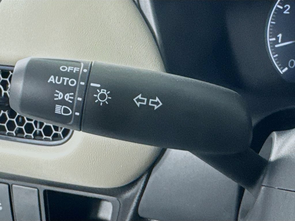 New 2027 Honda HR-V LX image 17