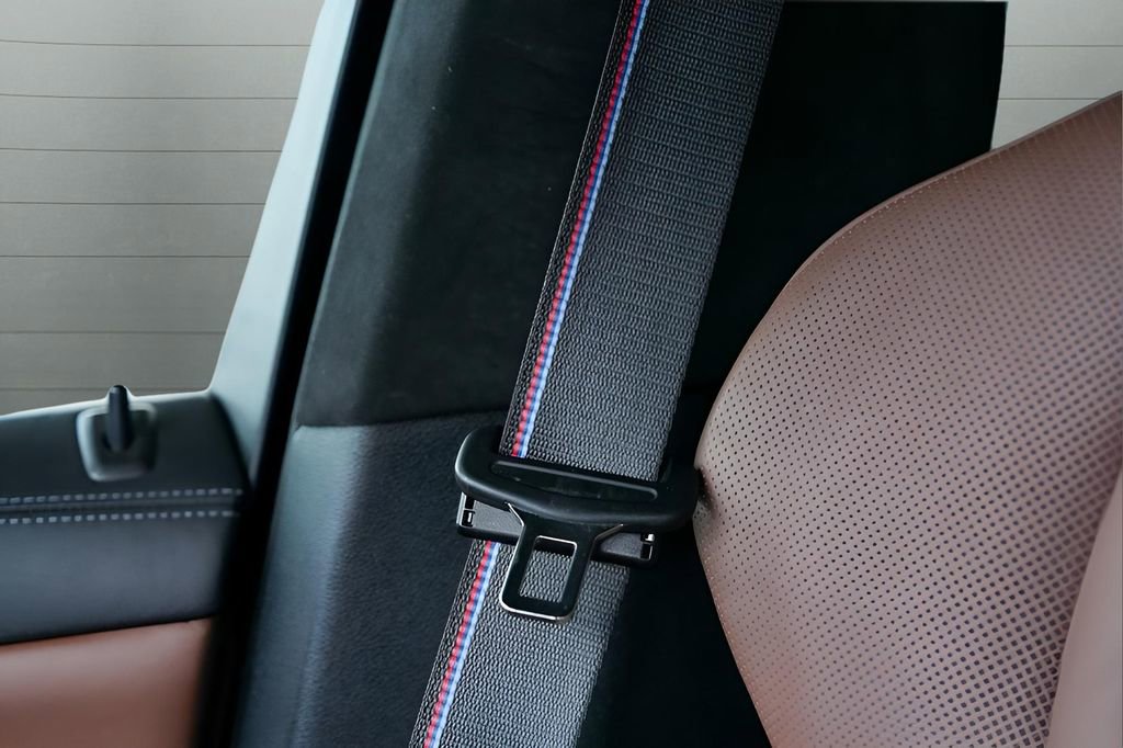 Used 2022 BMW X5 M w/ Competition Package 2 image 41