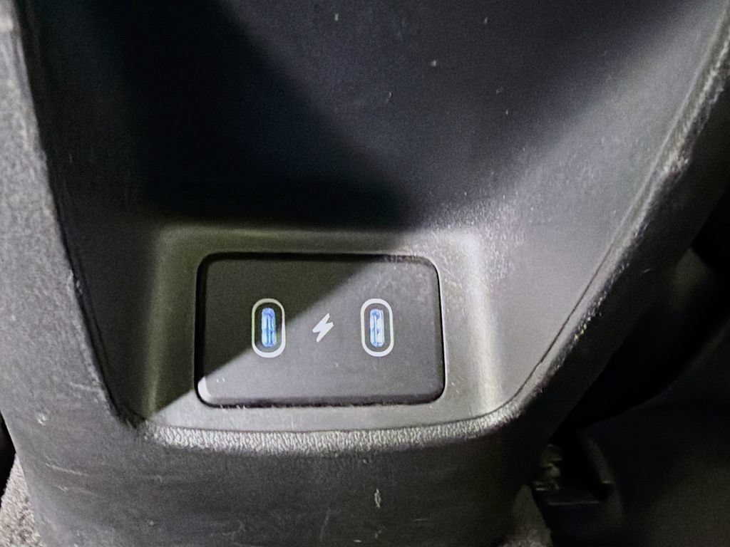 Used 2024 Hyundai Elantra SEL FWD image 25