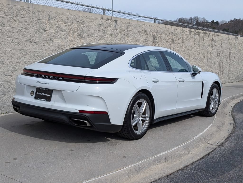 Certified 2025 Porsche Panamera RWD image 8