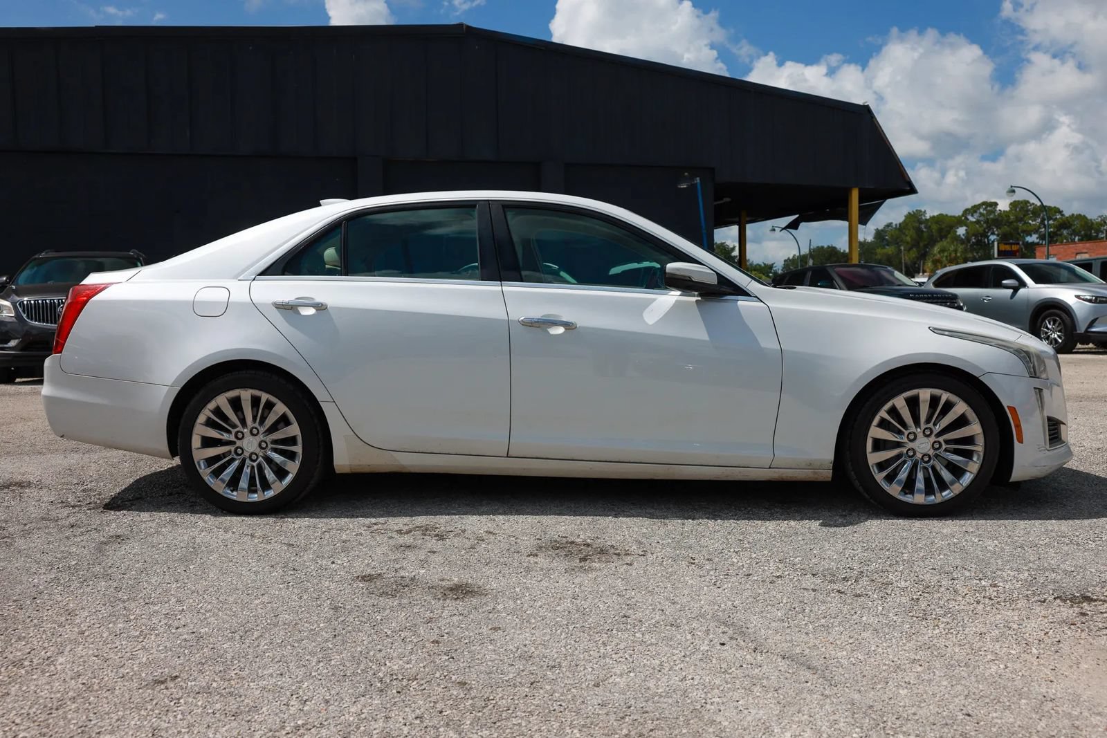 Used 2015 Cadillac CTS Luxury RWD image 8
