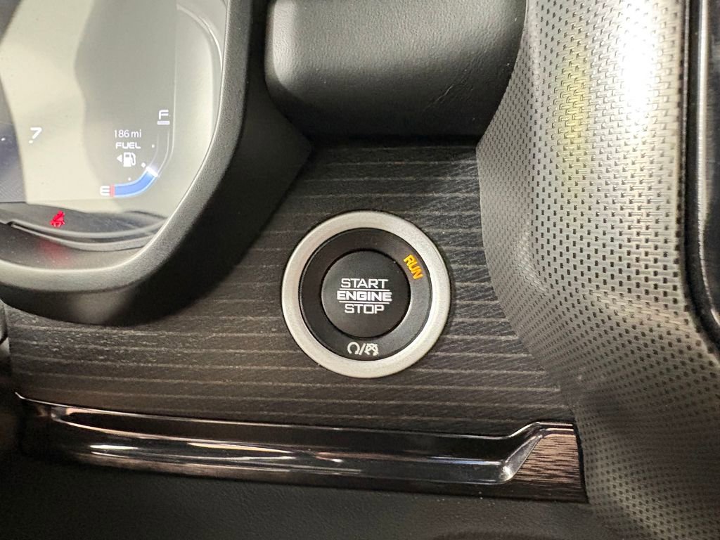 Used 2023 RAM 1500 Limited w/ Bed Utility Group image 22