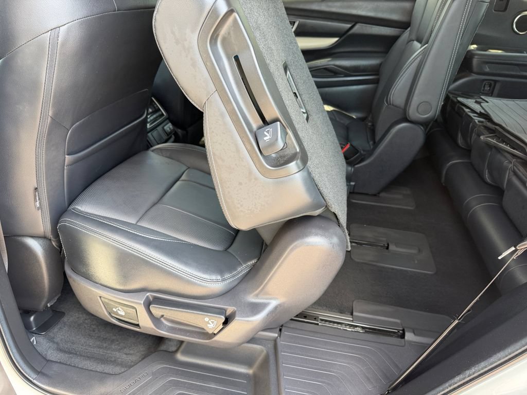 Used 2022 Subaru Ascent Limited w/ Technology Package AWD/4WD image 16