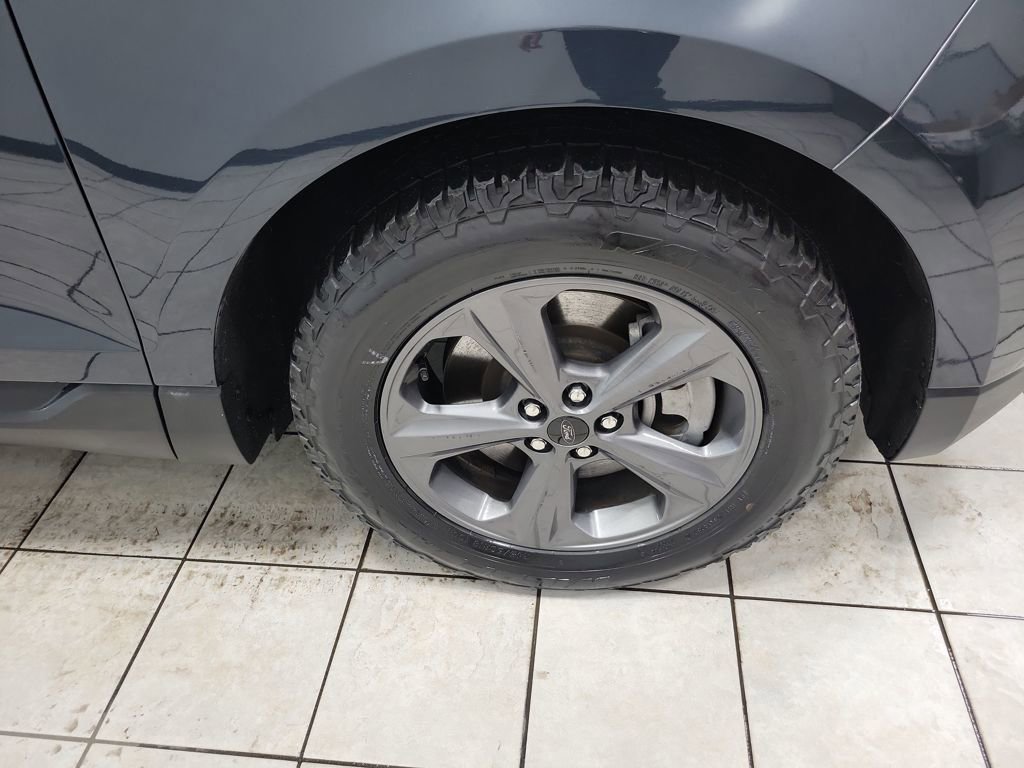 Used 2022 Ford Edge SEL w/ Sport Appearance Package image 46