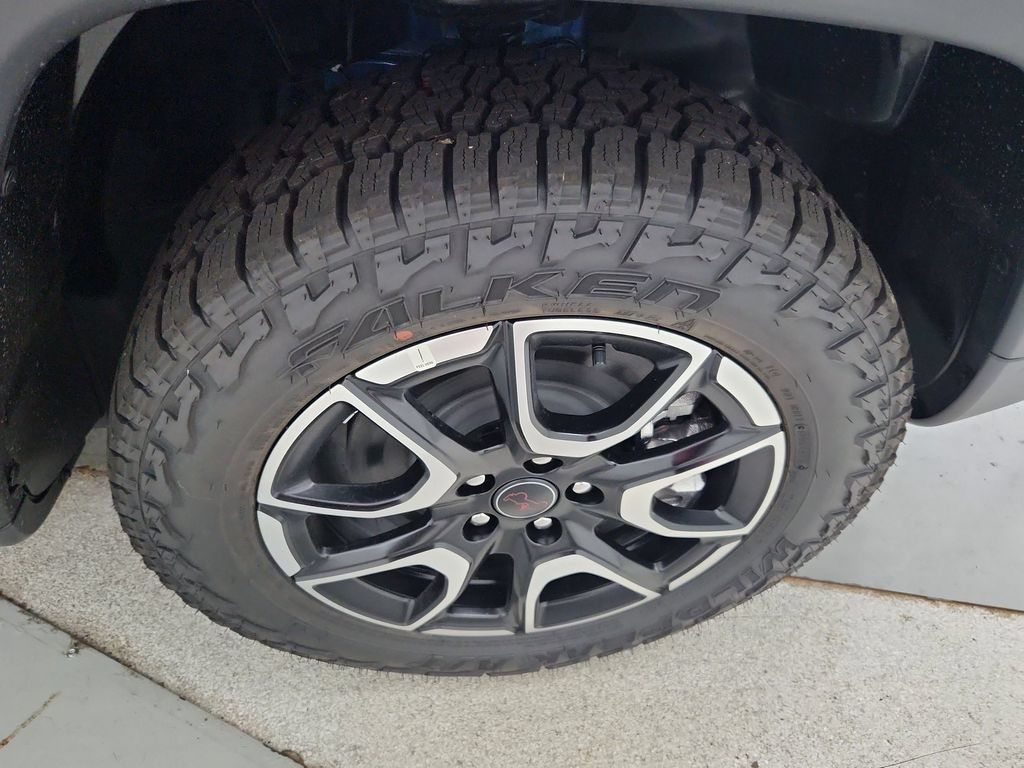 New 2026 Jeep Compass Trailhawk AWD/4WD image 31