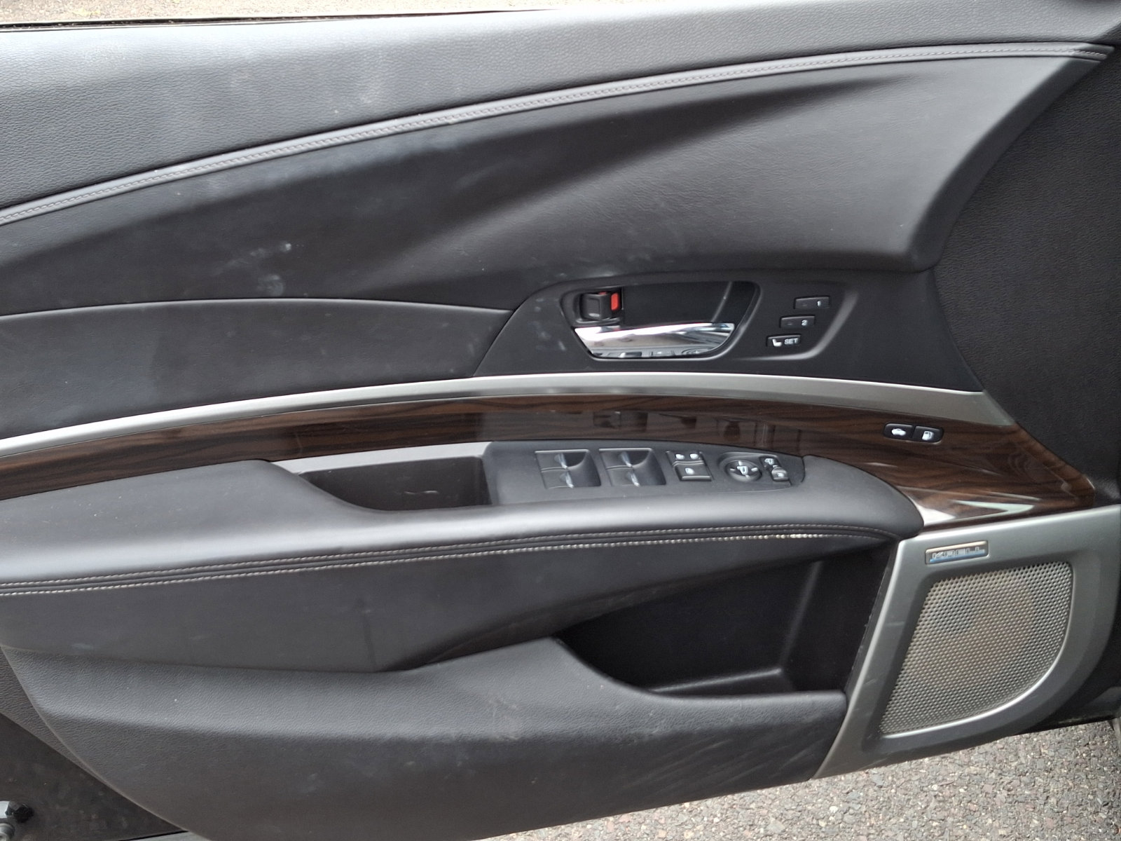 Used 2014 Acura RLX w/ Advance Package FWD image 12