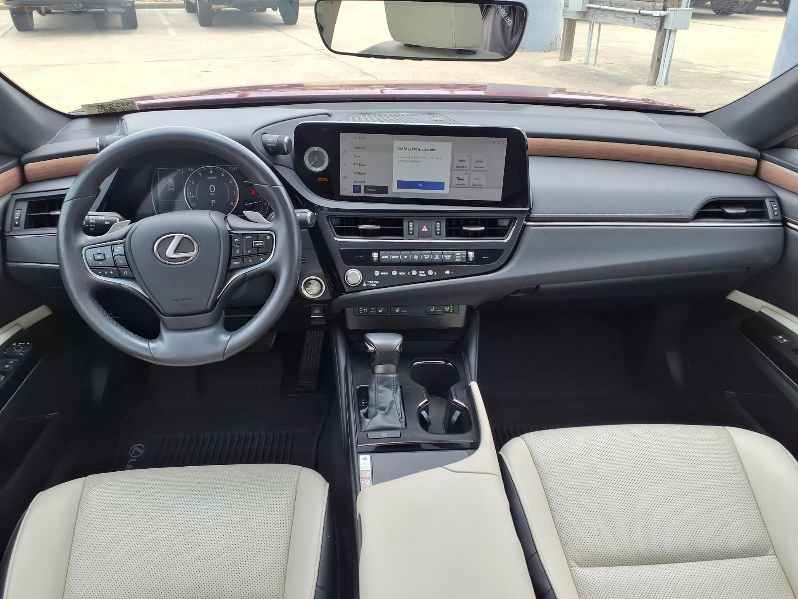 Used 2023 Lexus ES 350 w/ Premium Package FWD image 9