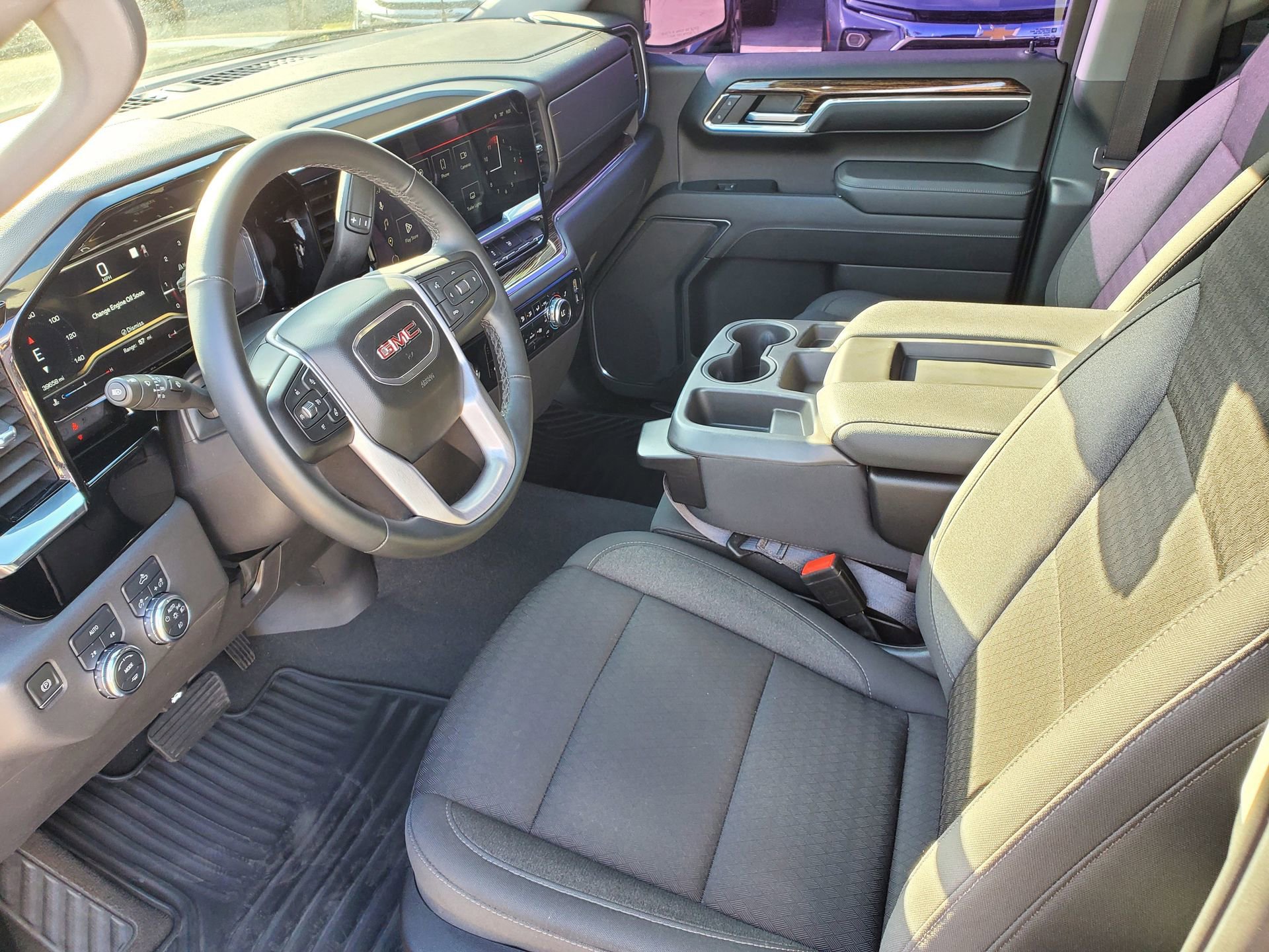 Used 2023 GMC Sierra 1500 Elevation image 18