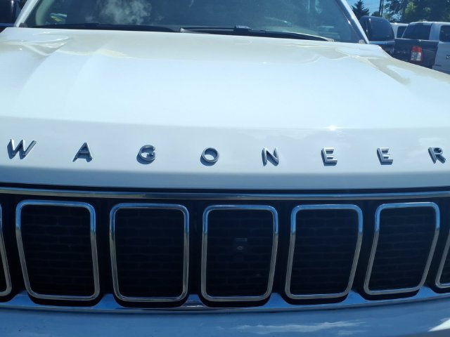 Used 2023 Jeep Wagoneer 4WD w/ Premium Group I image 12