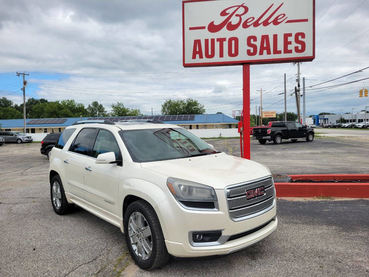 Used 2013 GMC Acadia Denali image 1