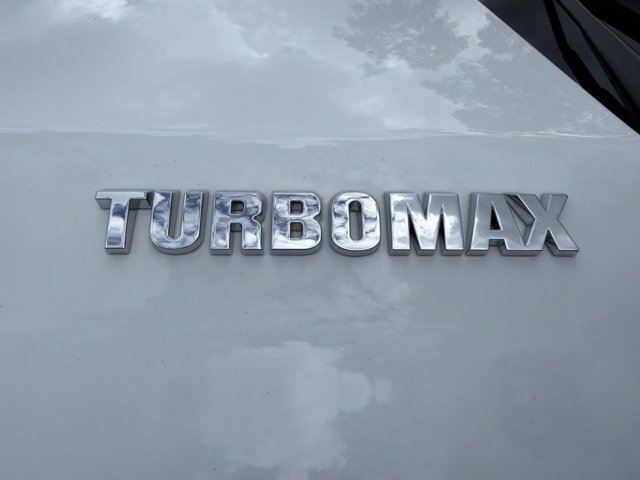 Used 2025 Chevrolet Silverado 1500 Custom w/ Turbomax Blackout Package AWD/4WD image 7