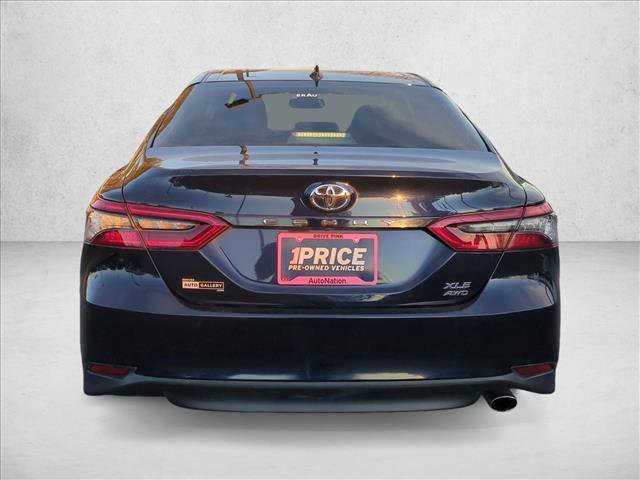 Used 2022 Toyota Camry XLE image 7