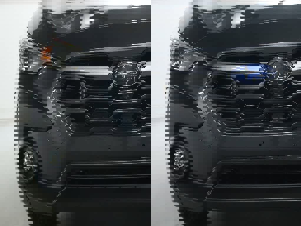 Used 2024 Subaru Crosstrek 2.0i Premium image 8