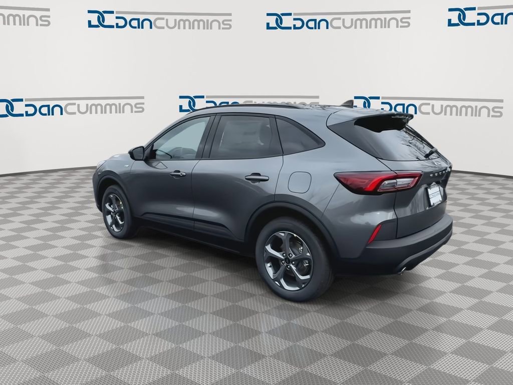 New 2025 Ford Escape ST-Line w/ Cold Weather Package AWD/4WD image 6