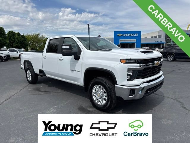 Used 2025 Chevrolet Silverado 2500 LT w/ Convenience Package AWD/4WD image 1