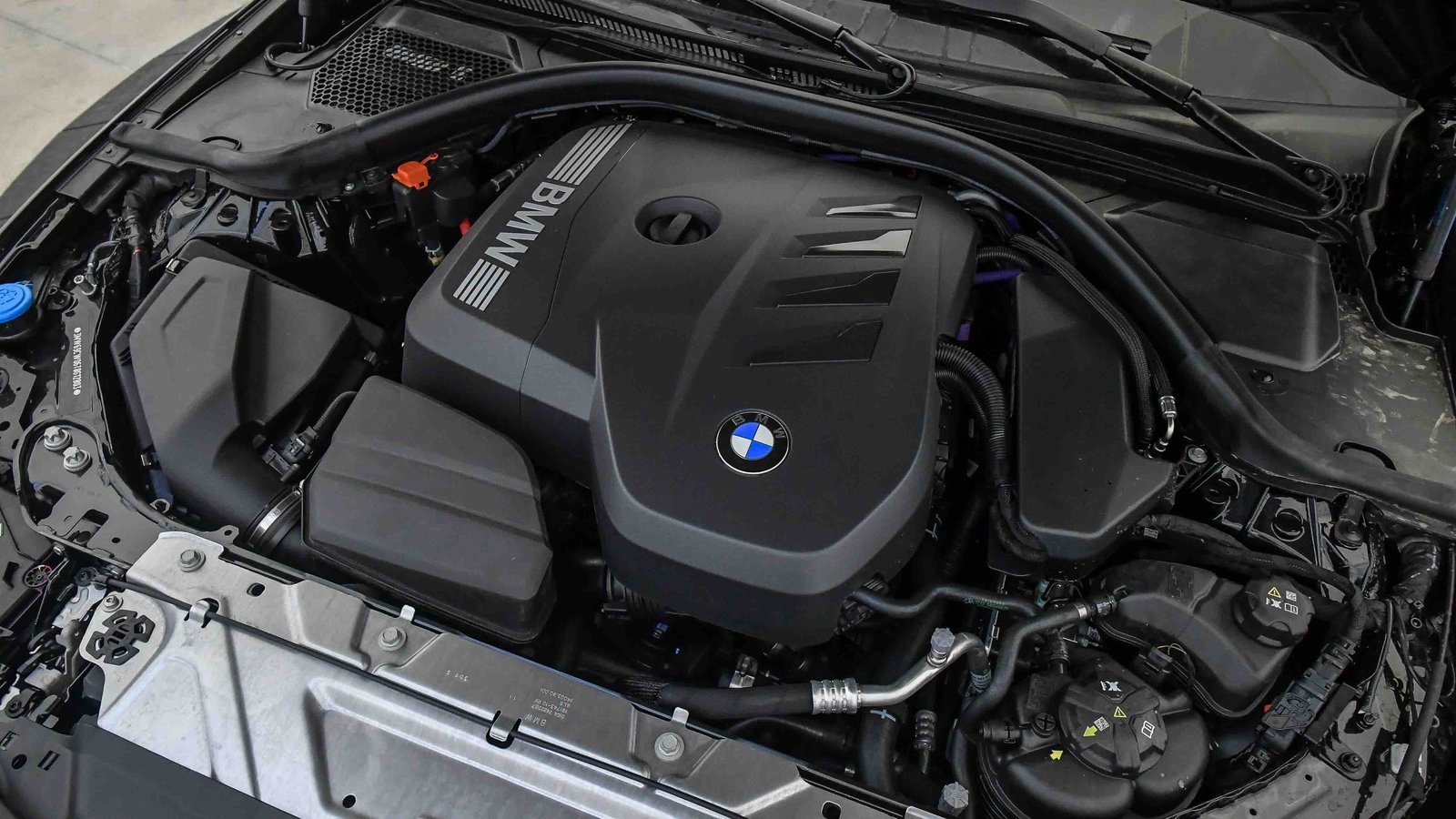 New 2026 BMW 330i Sedan w/ M Sport Package image 31