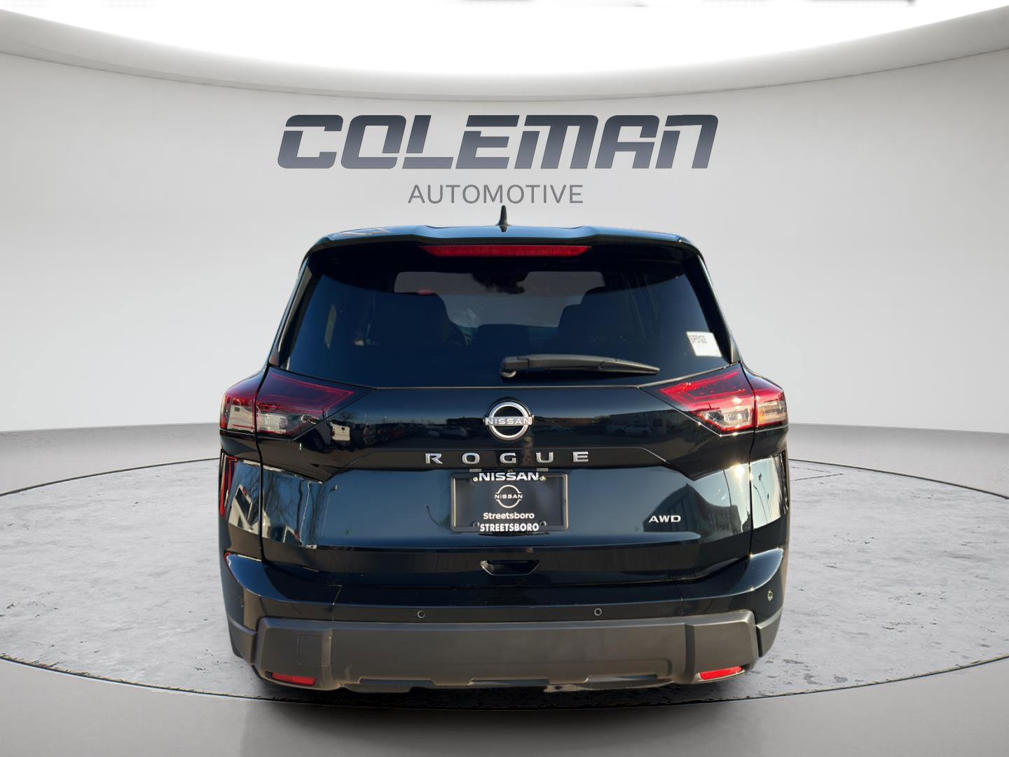 Used 2025 Nissan Rogue S image 10