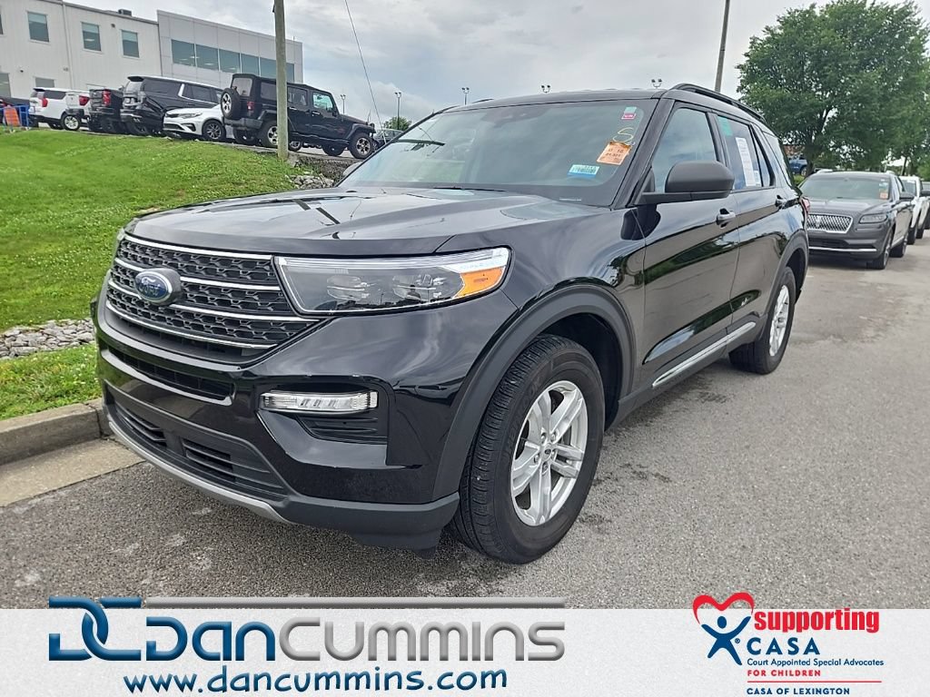 Used 2023 Ford Explorer XLT w/ Equipment Group 202A AWD/4WD image 1