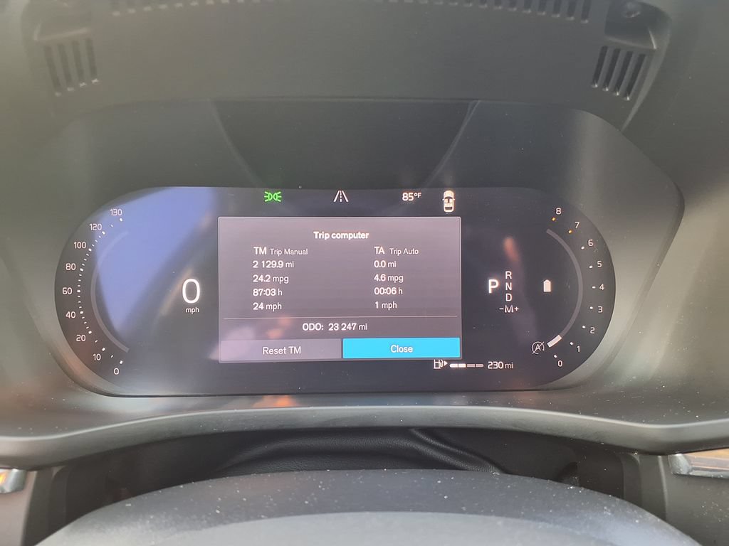 Certified 2023 Volvo XC60 B5 Plus w/ Climate Package AWD/4WD image 36