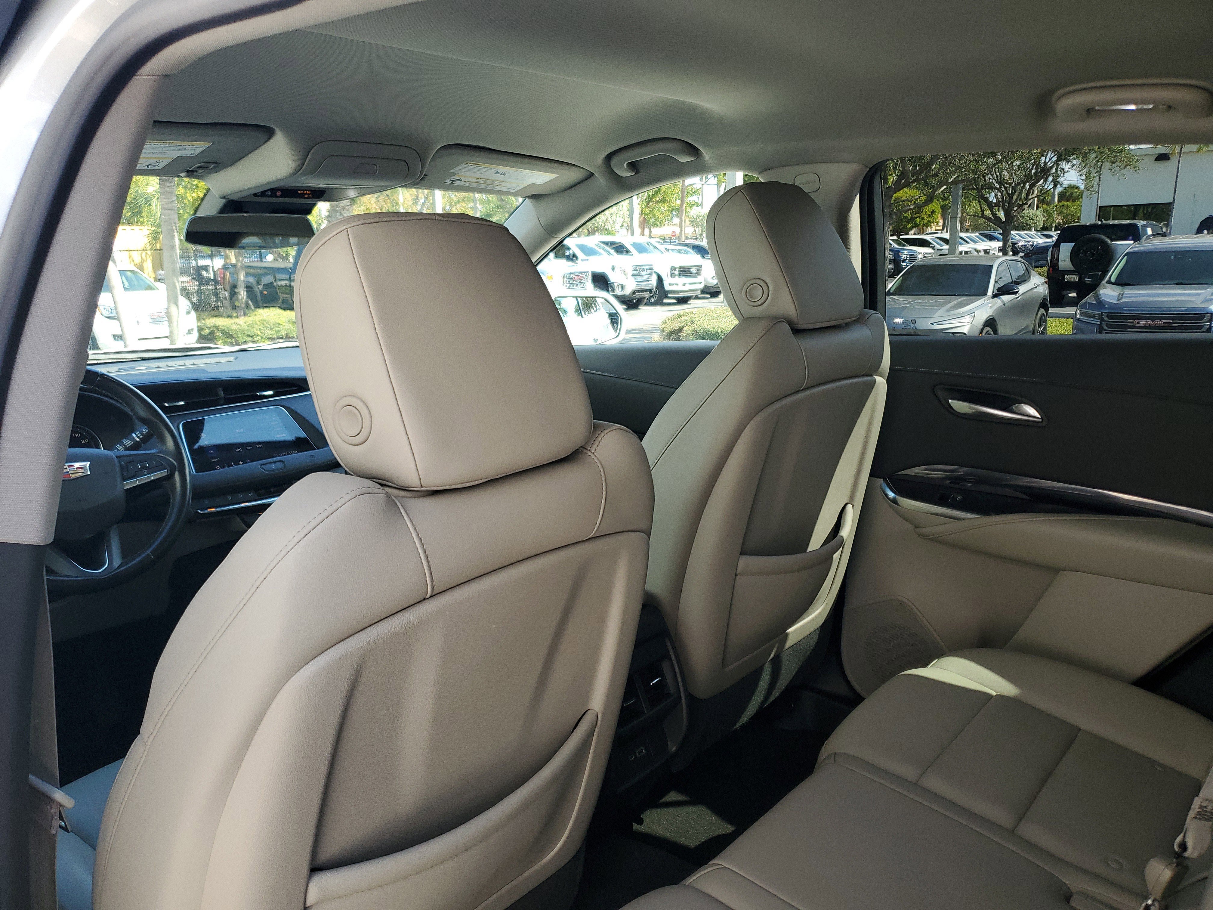 Used 2020 Cadillac XT4 Luxury image 13