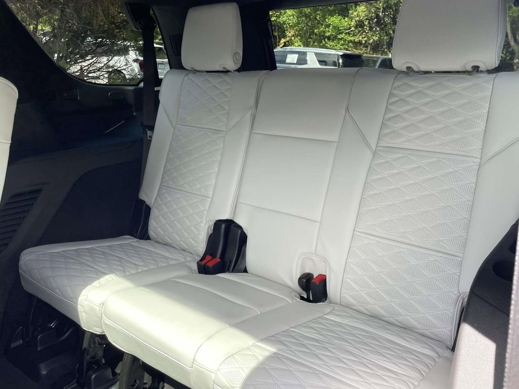 New 2026 Cadillac Escalade Platinum Sport w/ LPO, ONYX Package image 12