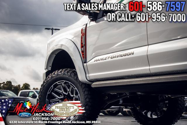 New 2026 Ford F250 Lariat w/ Black Appearance Package image 2