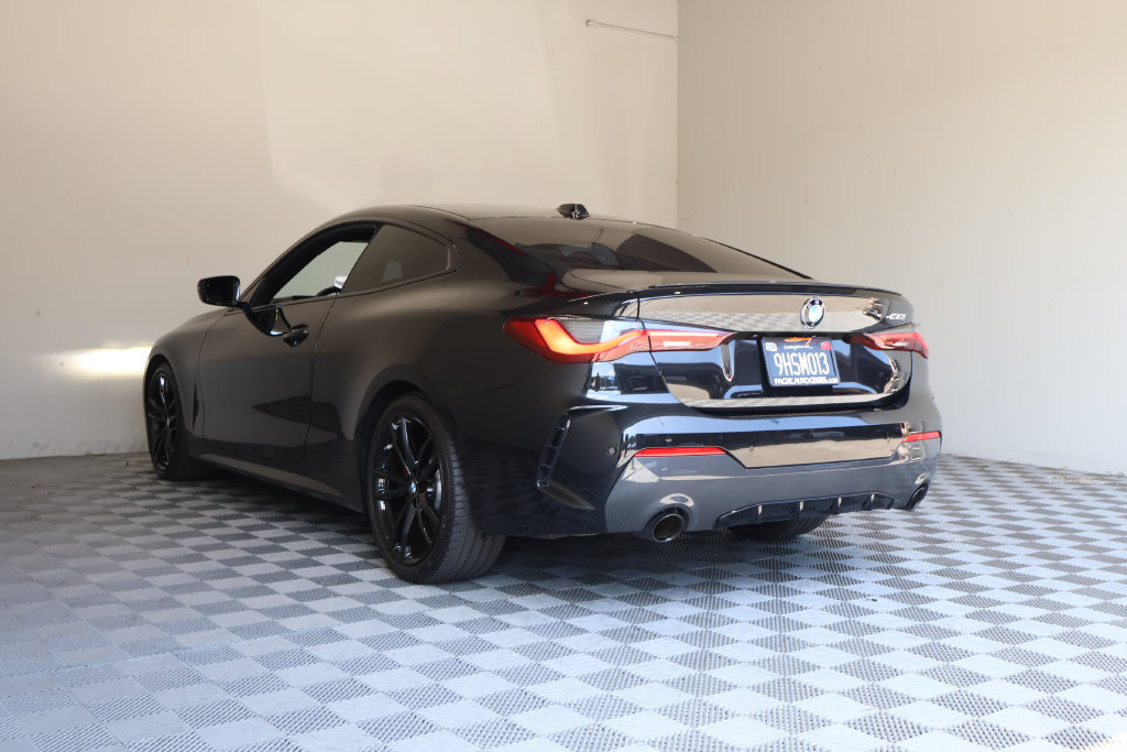 Used 2024 BMW 430i Coupe w/ M Sport Package RWD image 13