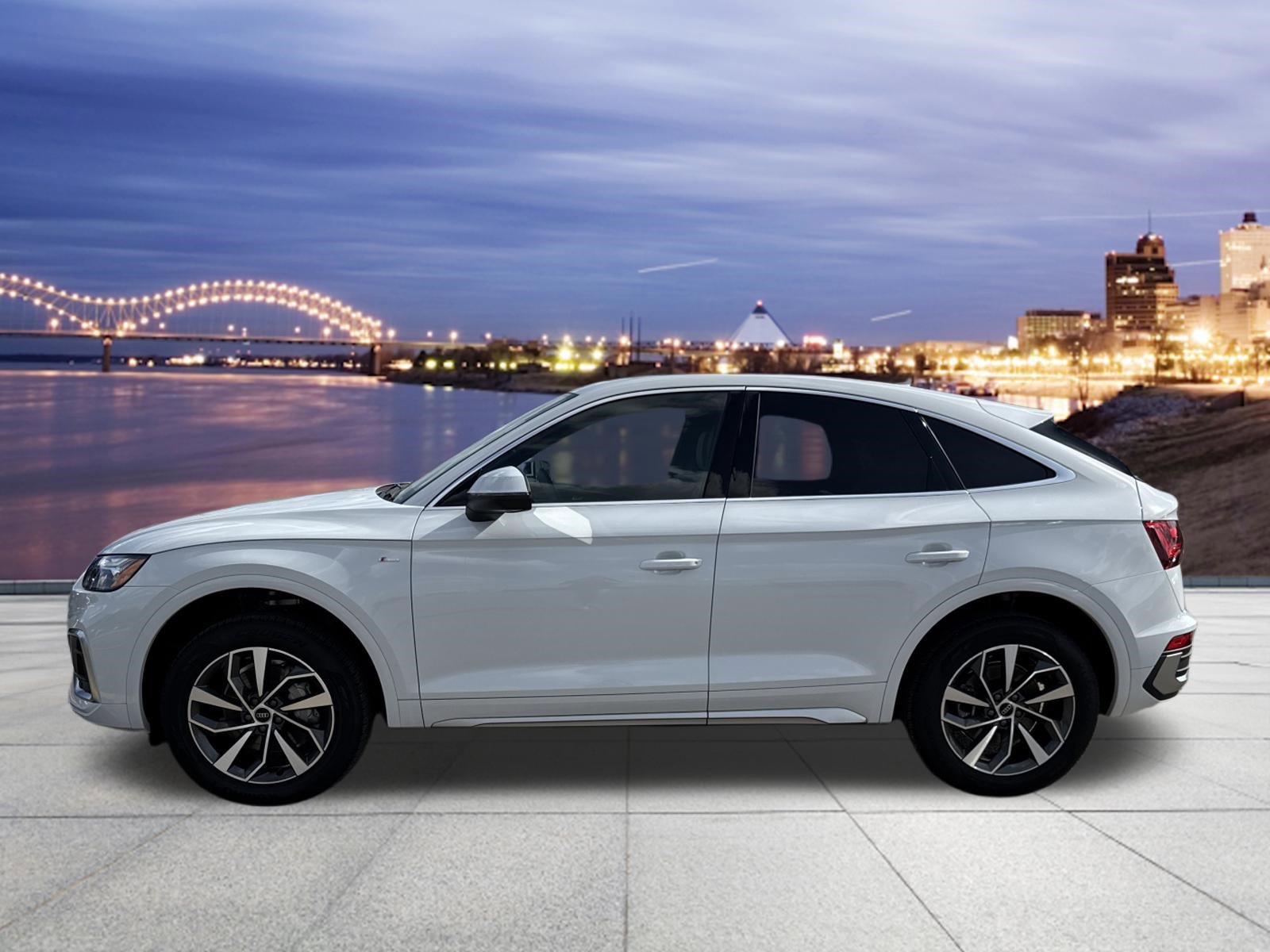 Used 2023 Audi Q5 2.0T Premium Plus w/ Premium Plus Package image 2