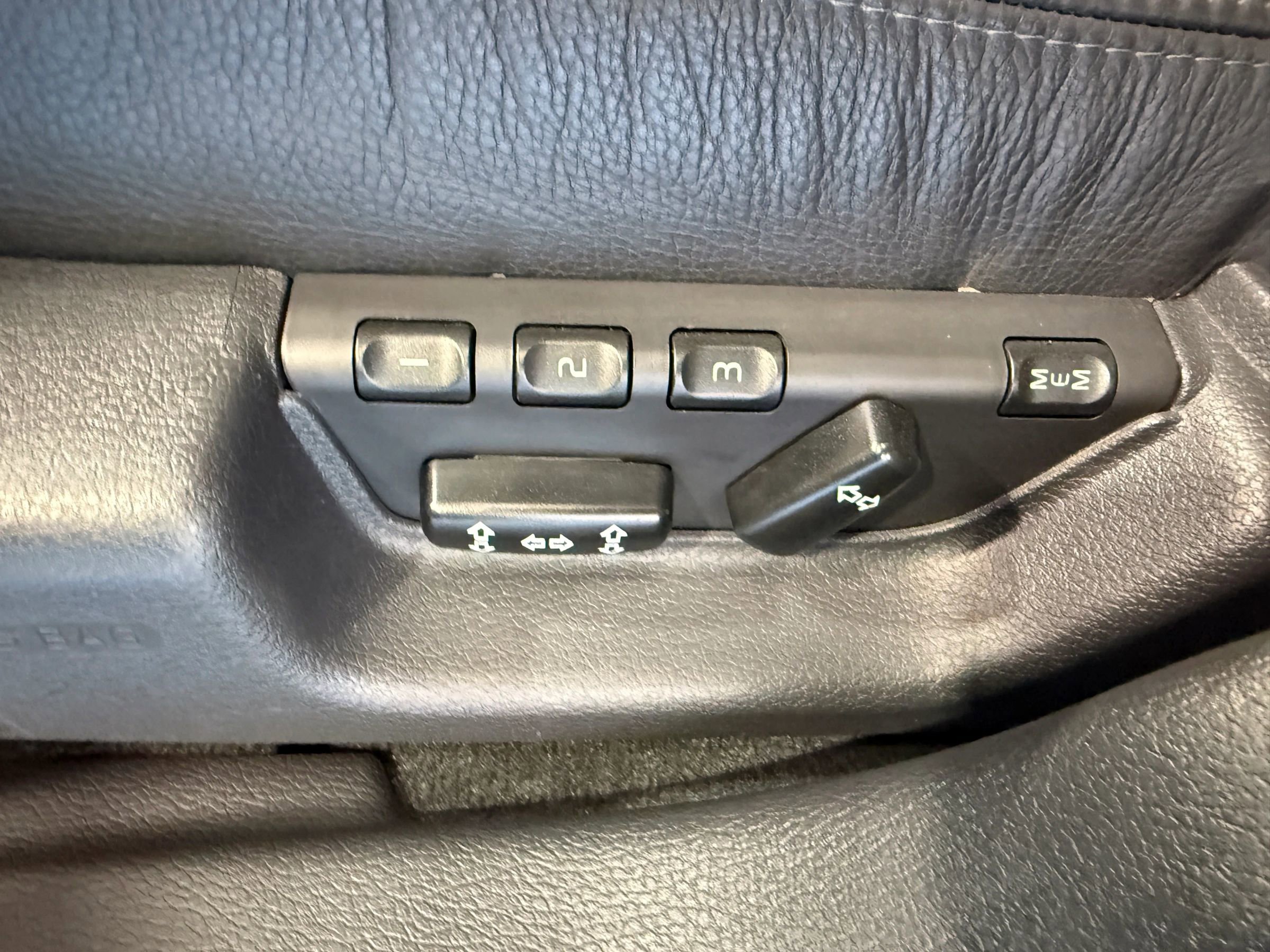 Used 2004 Volvo S80 2.9 image 20