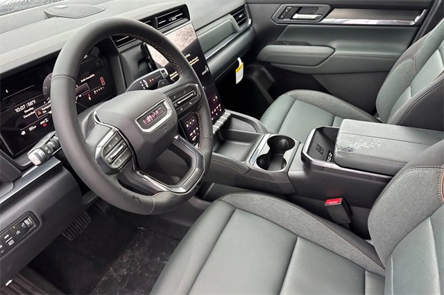 New 2026 GMC Terrain AT4 w/ Convenience Package III image 10