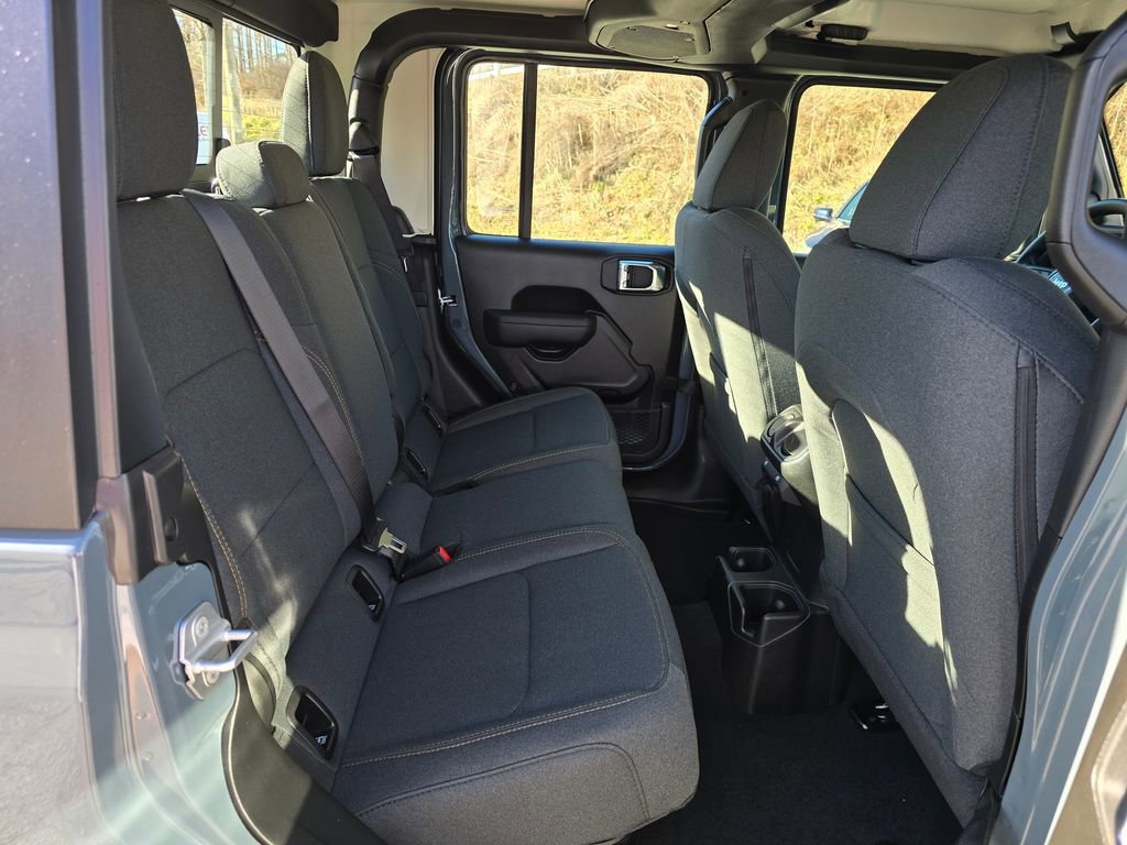 New 2026 Jeep Gladiator Sport image 26