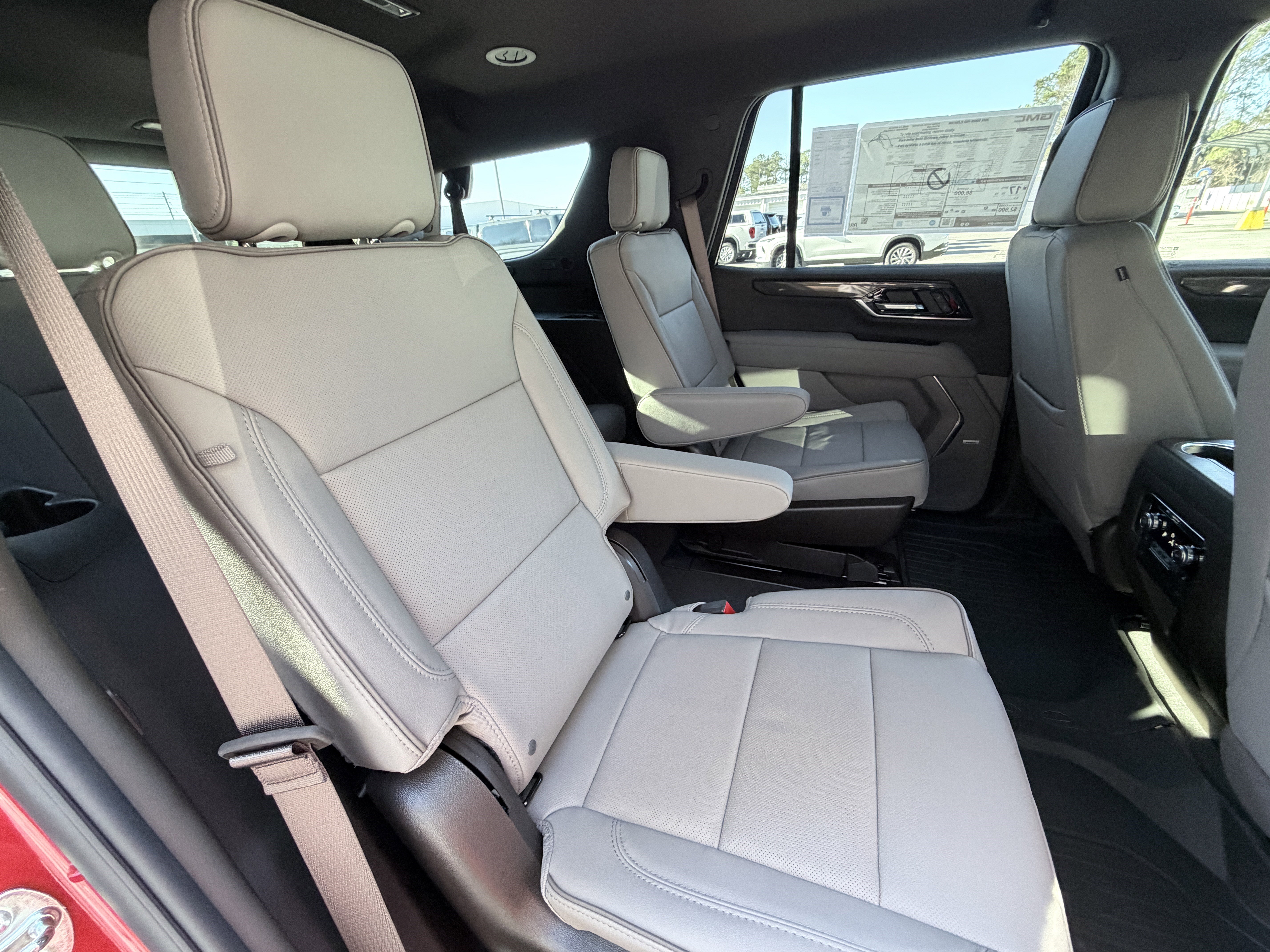 New 2026 GMC Yukon Elevation AWD/4WD image 21