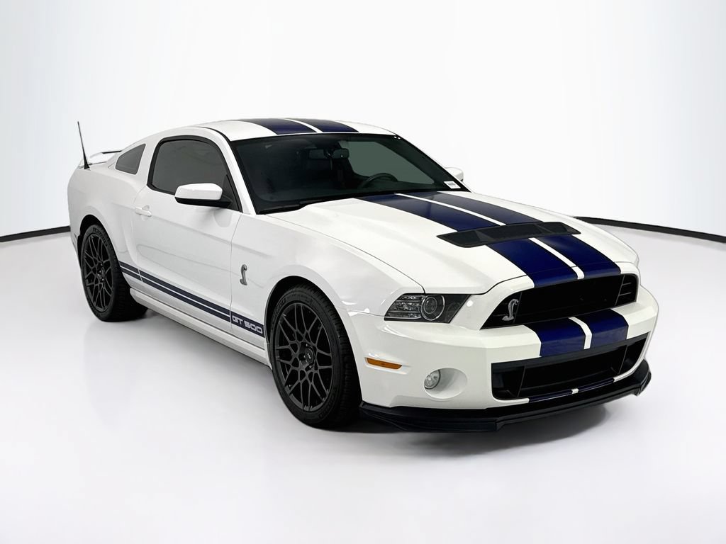 Used 2013 Ford Mustang Shelby GT500 RWD image 3