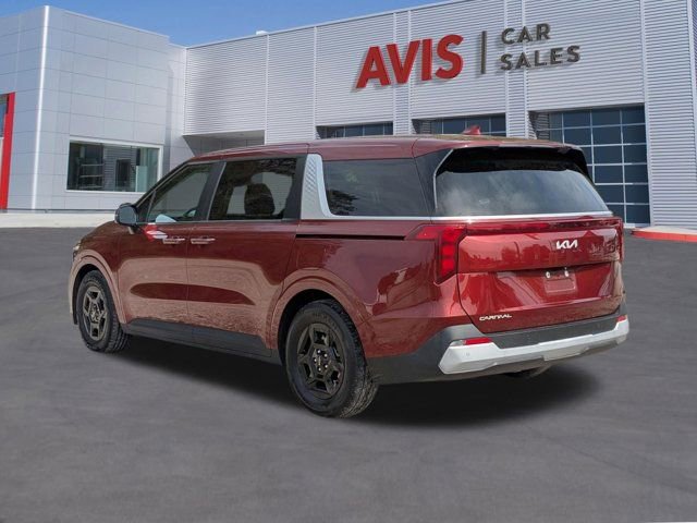 Used 2025 Kia Carnival FWD image 9