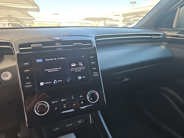 Used 2023 Hyundai Santa Cruz SEL image 15