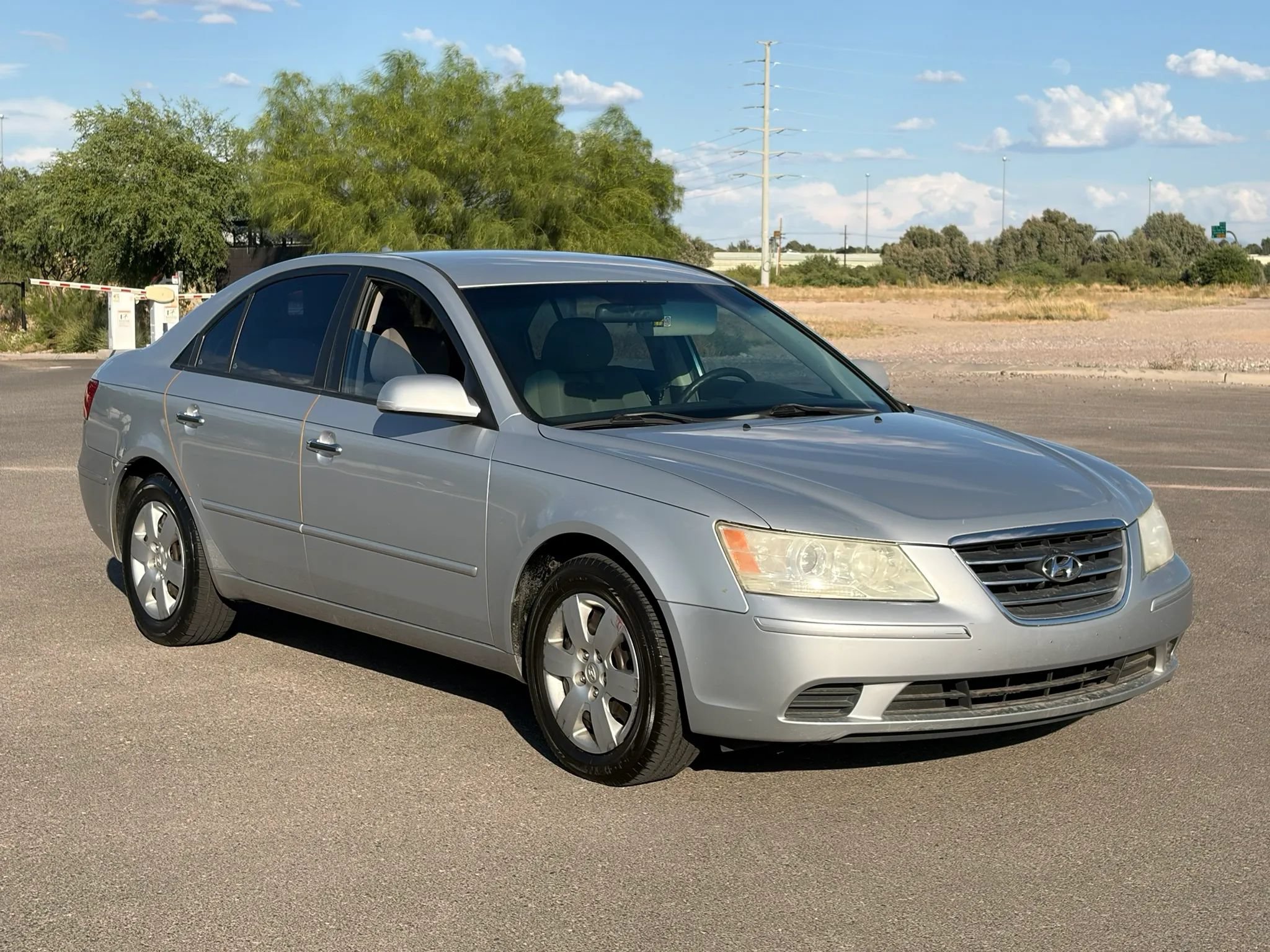 Used 2009 Hyundai Sonata GLS FWD image 3